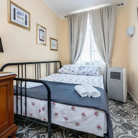 Entire House Of Character - Castelinho Sao Marcos * Senglea